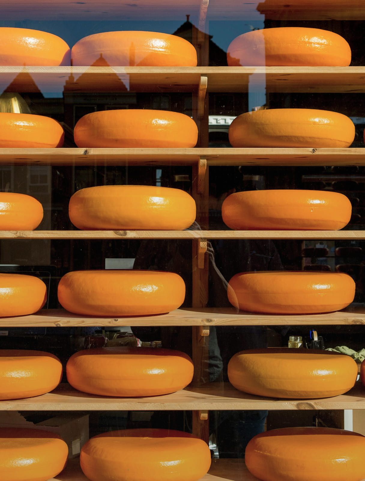 Lucerne CH Experience: Cheese, Chocolate, Chapel Bridge and Chateau